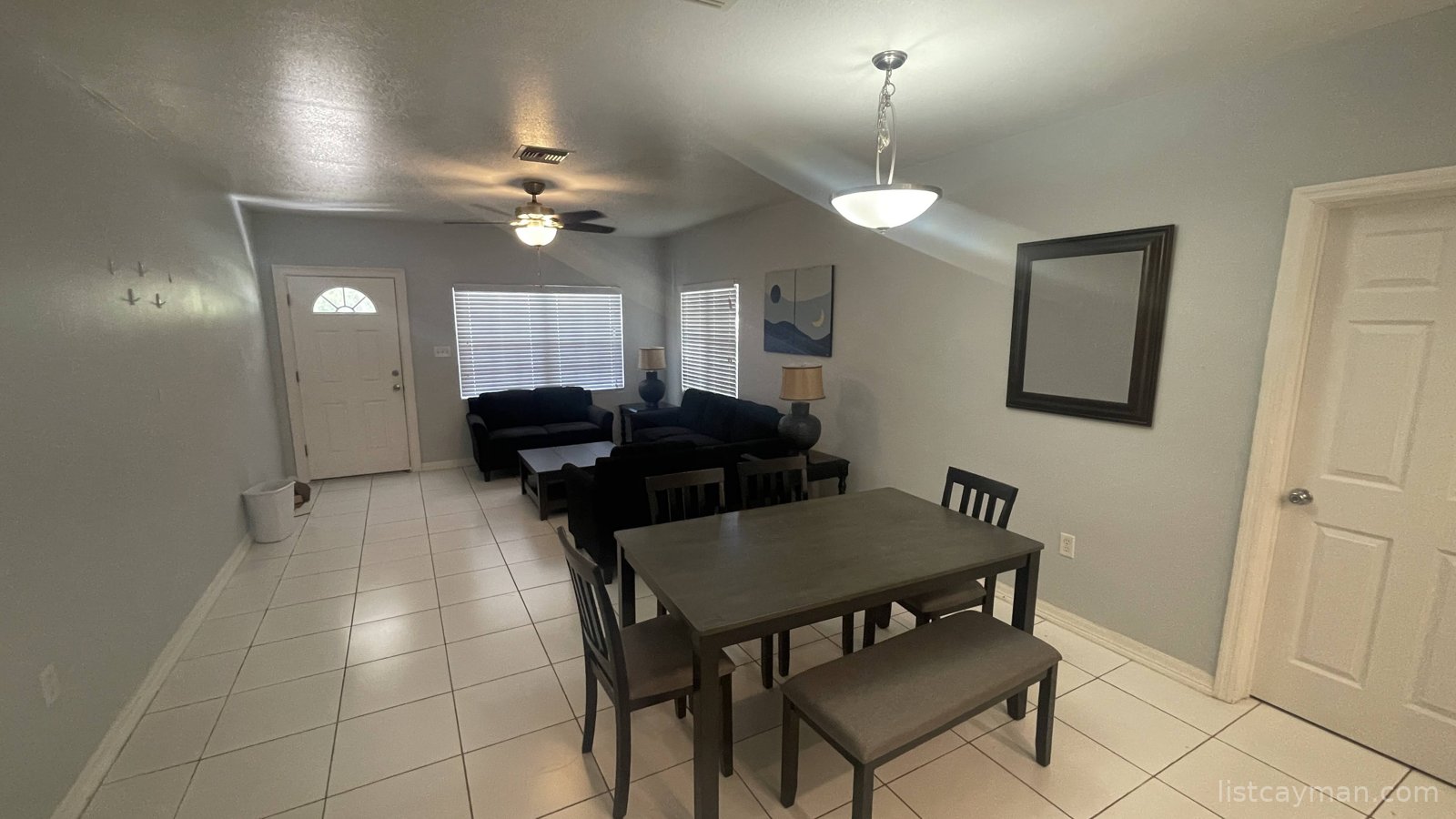 Tropical Gardens Duplex For Rent photo 3