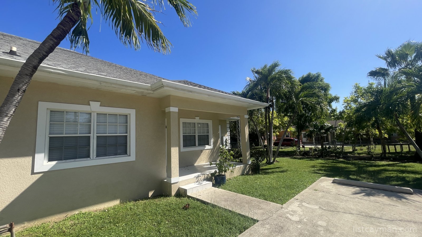 Tropical Gardens Duplex For Rent photo 9