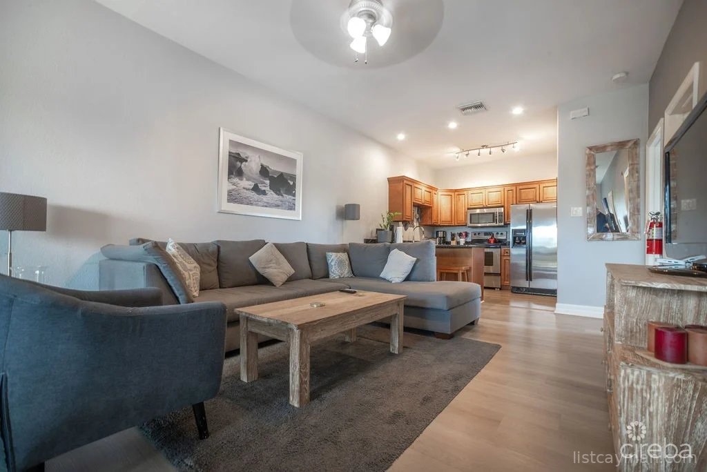 Valencia's Heights photo 6